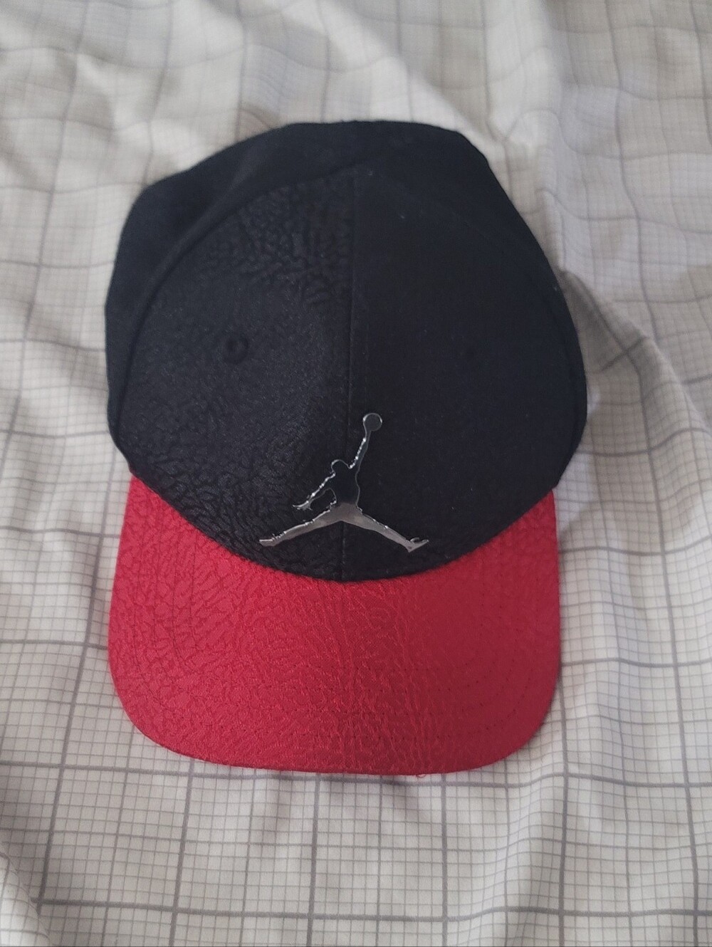 Infant Jordan Black and Red Jumpman Cap